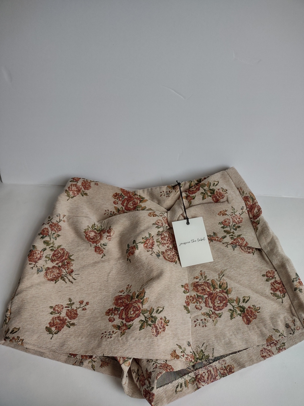 Jacquie The Label Womens L Large Shorts Floral Tapestry Jacquard High Rise NWT